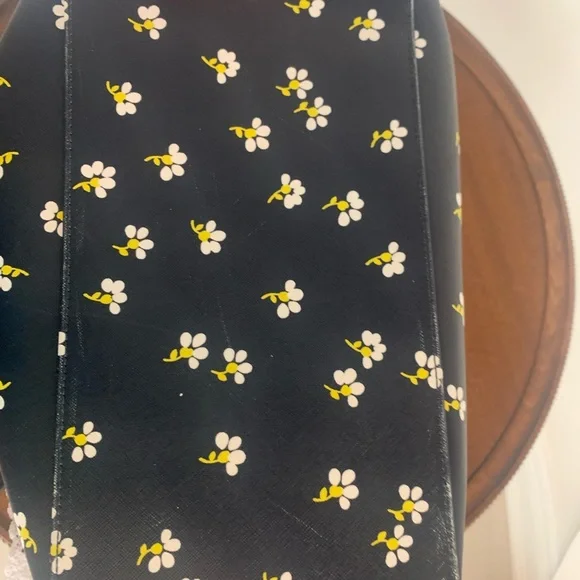 Kate Spade Blue Diaper Bag with Daisies - Picture 3 of 5